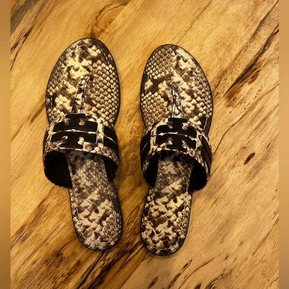 Tory Burch NIB sz 10.5 Snake Print
